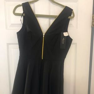 Skater dress with V-back